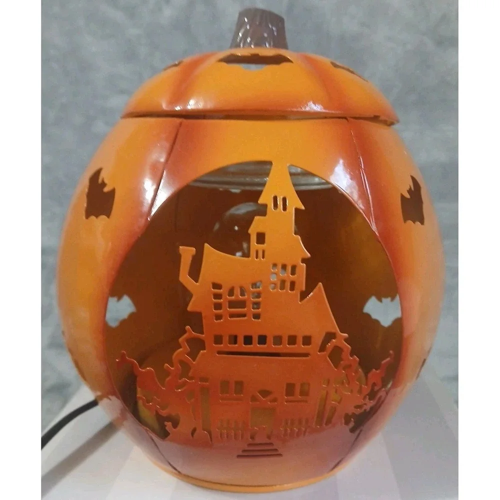 Scentsy‎ Pumpkin Warmer Carved Metal Haunted House Bats Halloween Paranormal